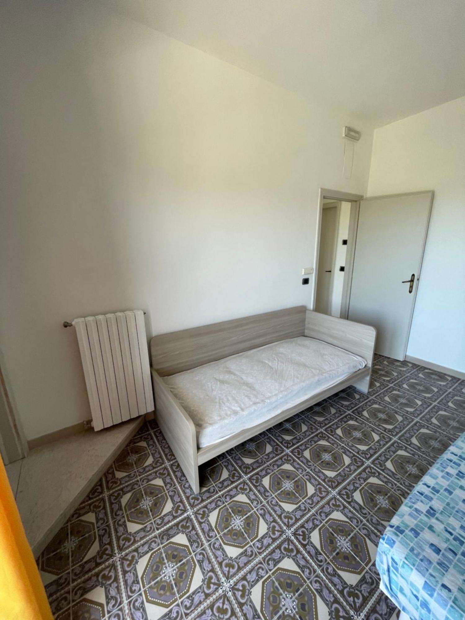 Trentatre Quarantatre Bed & Breakfast Mola di Bari Ngoại thất bức ảnh