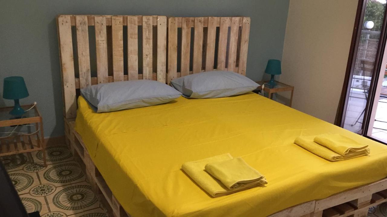Trentatre Quarantatre Bed & Breakfast Mola di Bari Ngoại thất bức ảnh